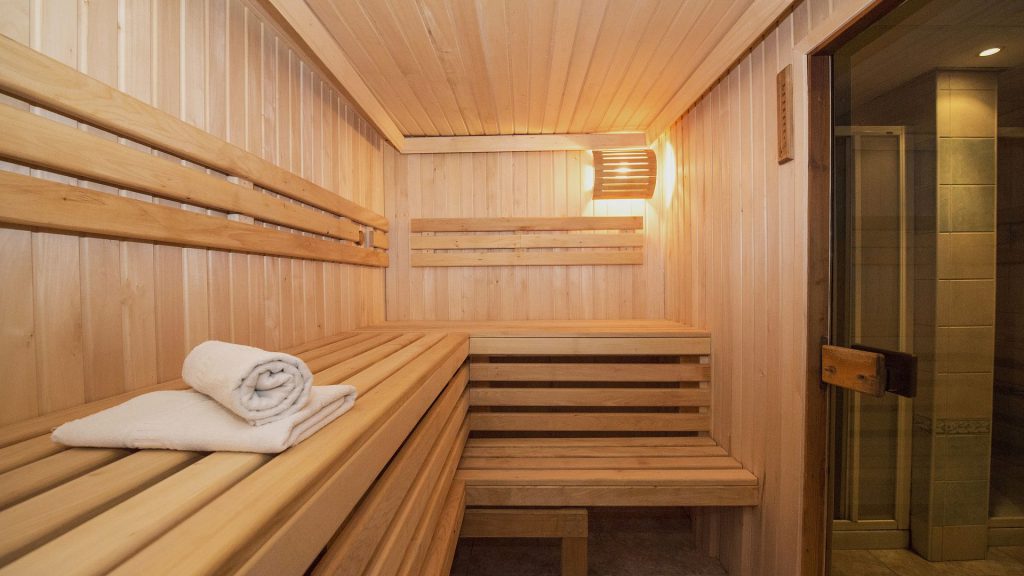 Tips to find the perfect hotel with sauna 1